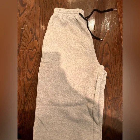 Gray Skull Print Joggers - Picture 4 of 8